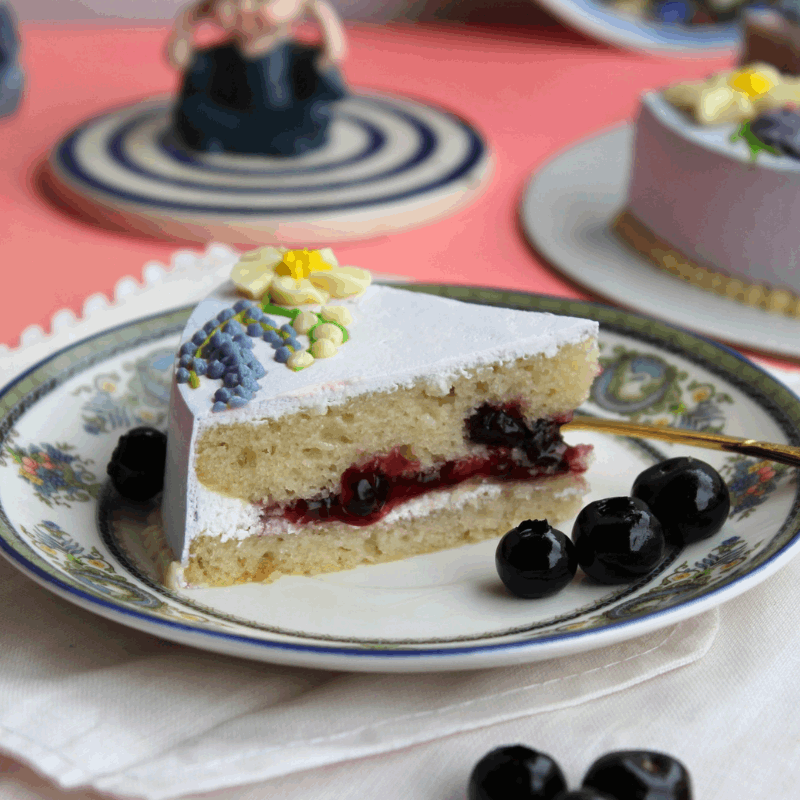 Vanilla and blueberry angel cake